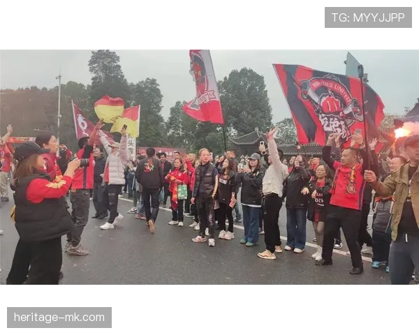 中超工体爆满迎球迷热潮，助球队状态强势回升