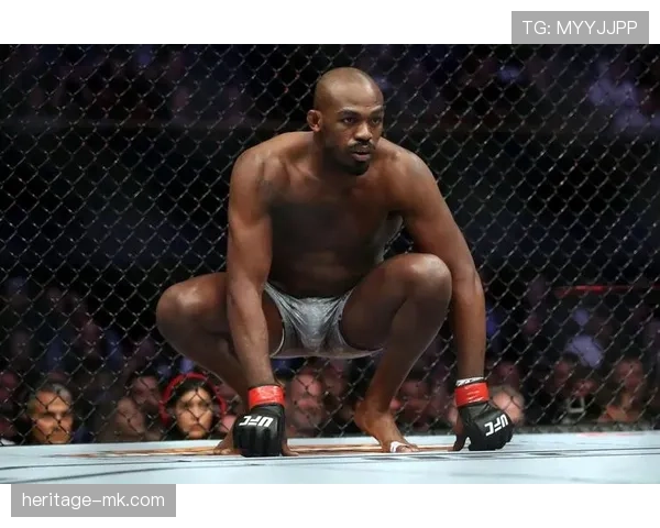 乔恩·琼斯居然放话了，赛场上冷静版怪兽，私下却像隔壁大叔喝着啤酒炸薯条？