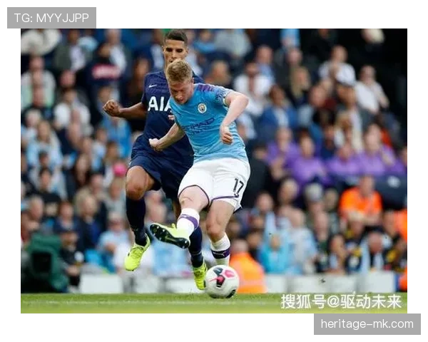 曼城进攻结构转向中路集中，边中结合战术逐步弱化